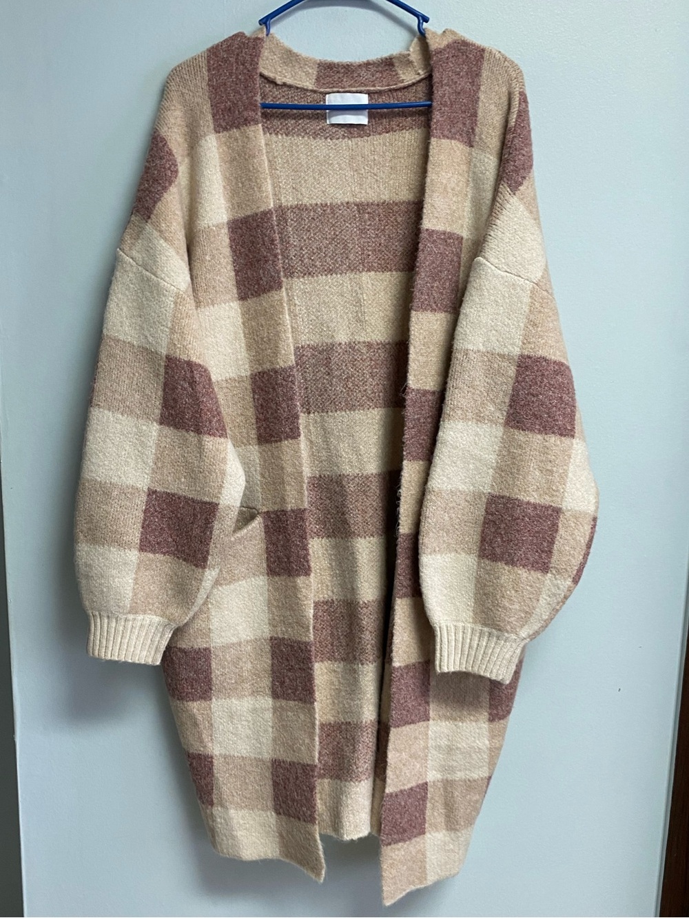 LUSH CARDIGAN SWEATER - LARGE - Picture 5 of 10